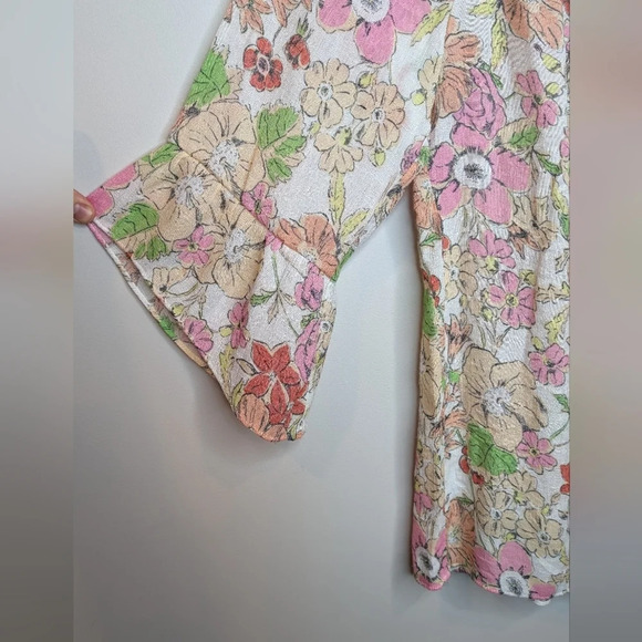 Zac & Rachel  Smocked Neck 3/4 Flutter Sleeve White Floral Women M - Picture 5 of 7